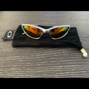New Men’s Oakley Straight Jacket Sunglasses